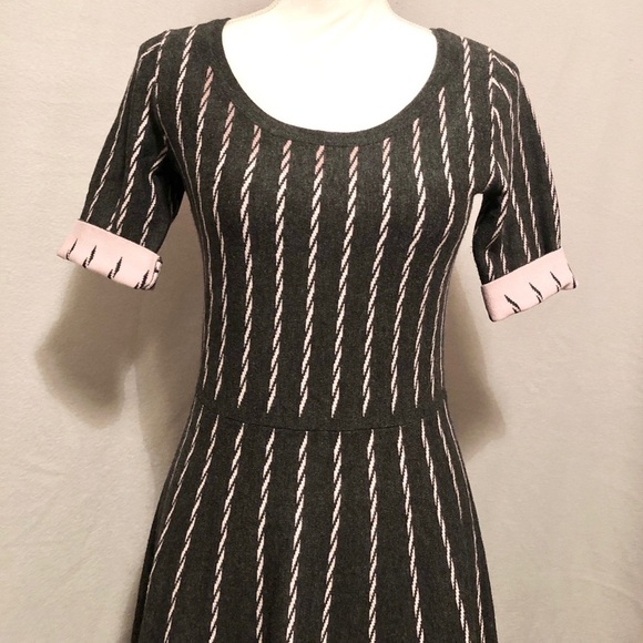 Gabby Skye Gray & Pink Striped Sweater Dress - Picture 6 of 13